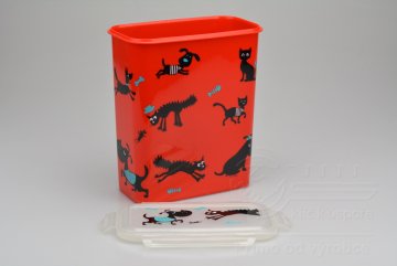 Box na krmivo pro zvířata s víčkem a silikonovým těsněním 4l - Červený (21x18,5x10,5cm)